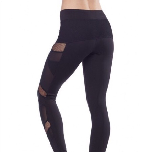 Electric Yoga Mesh Panel Leggings - Picture 4 of 4